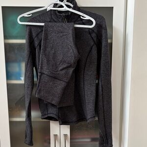Lululemon Herringbone Set Heathered Black Thick SZ 6 top Pants SZ 4 EUC 🖤🖤